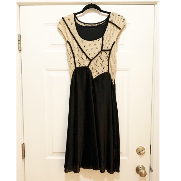 Anthropologie Knitted & Knotted Stark Silhouette - Picture 3 of 8